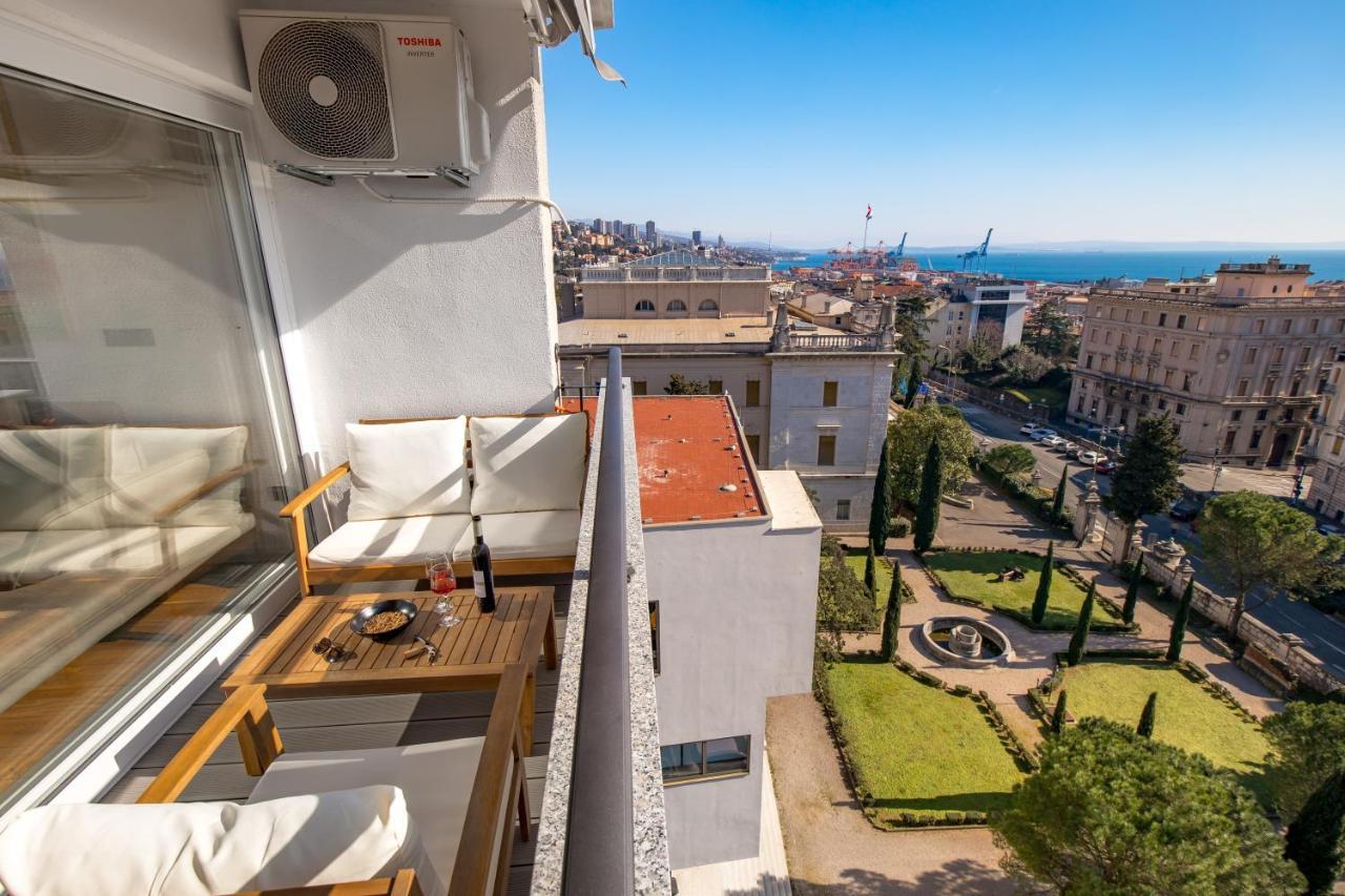 Aenei Delux Rijeka Exterior foto